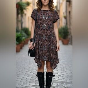 Trixxi Medallion Asymmetrical Dress